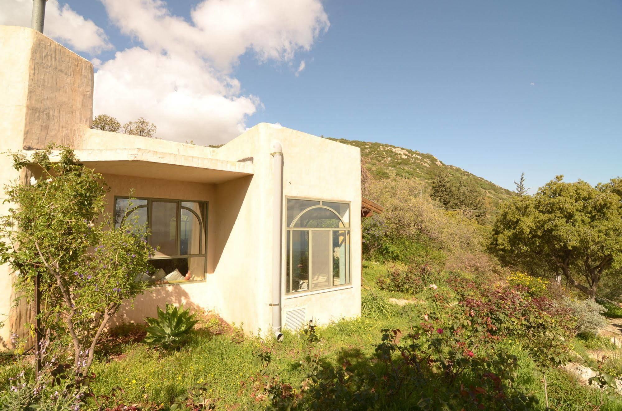 Villa Rose Garden - Gan Vradim Amirim Exterior foto